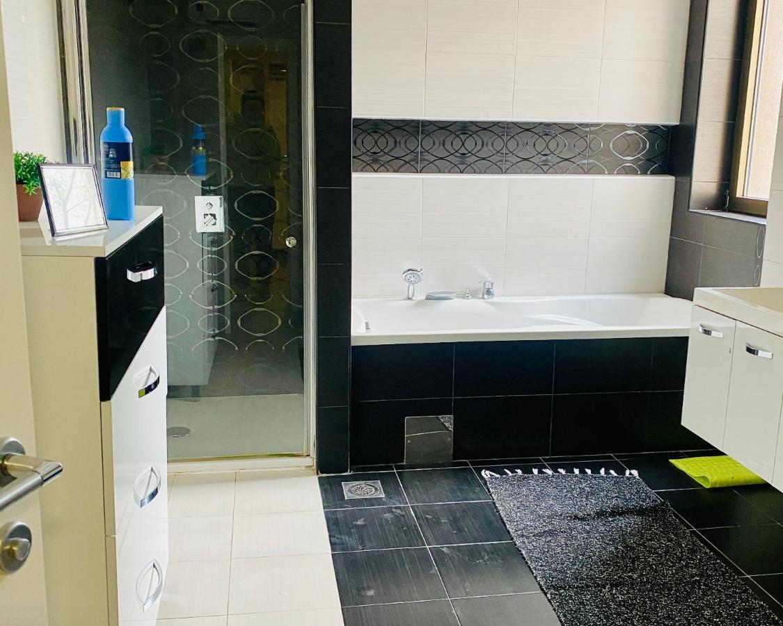 Villa Sunny Side Apartment Skopje Dolno Solnje Buitenkant foto